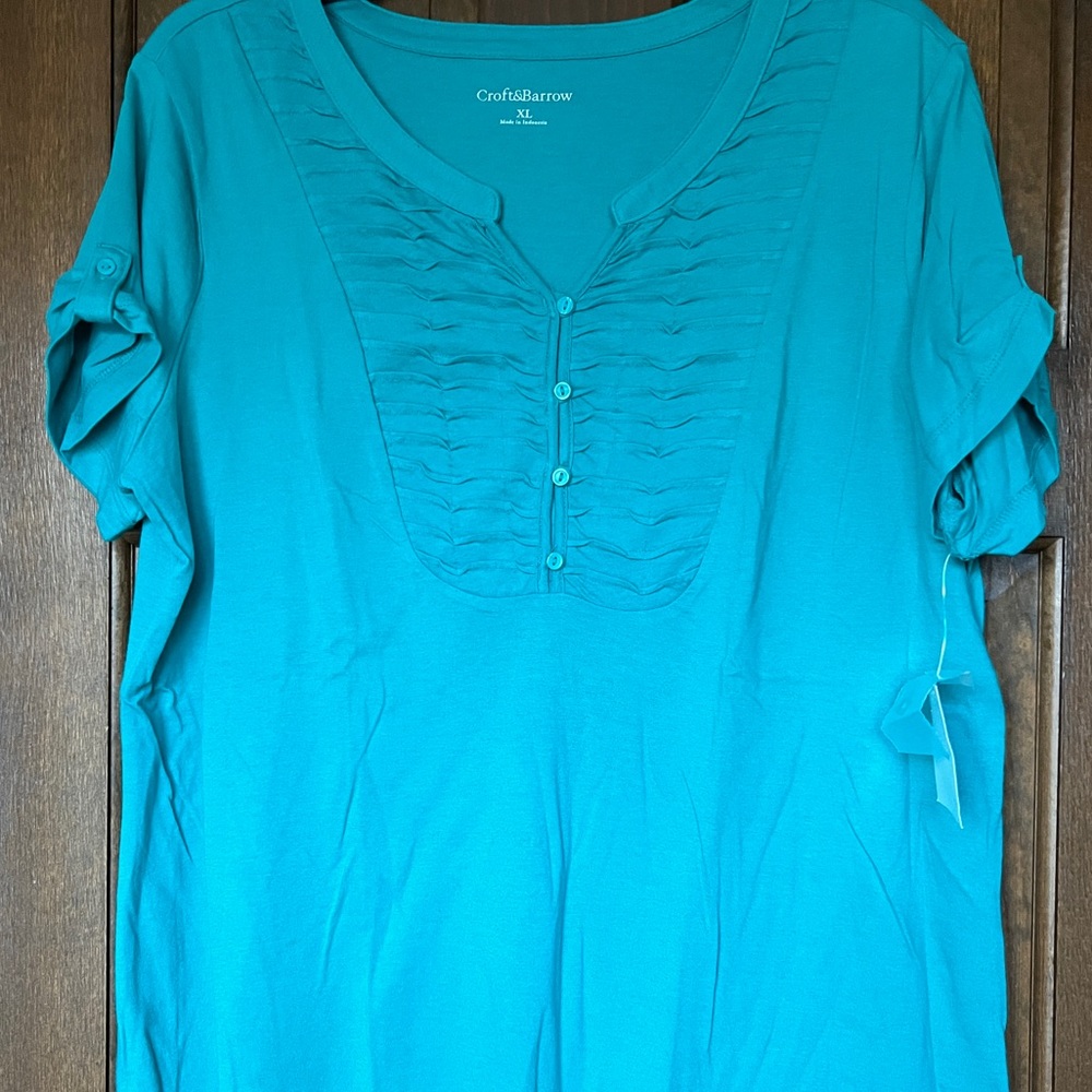Brand new blue tee